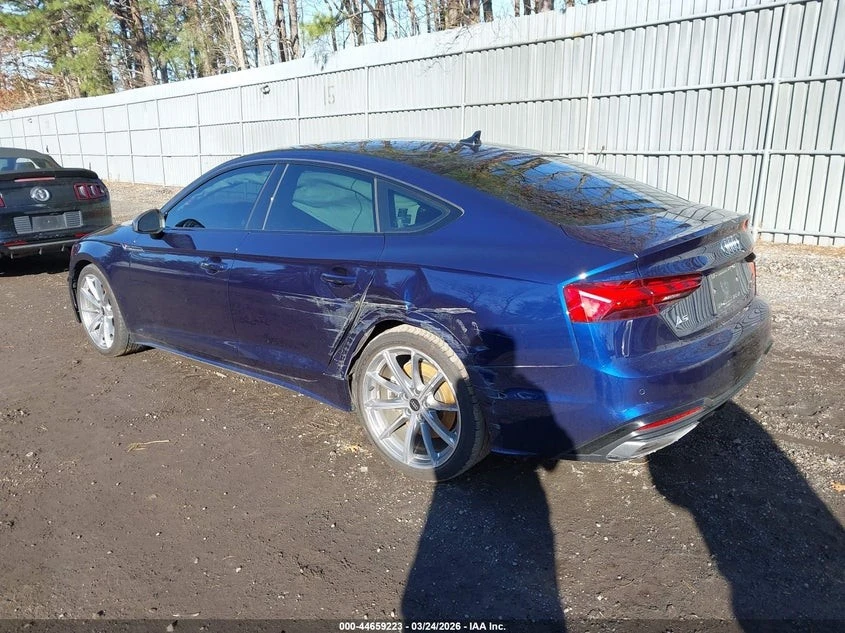Audi A5 SPORTBACK PREMIUM+ Автокредит Цена до България, снимка 4 - Автомобили и джипове - 55133713