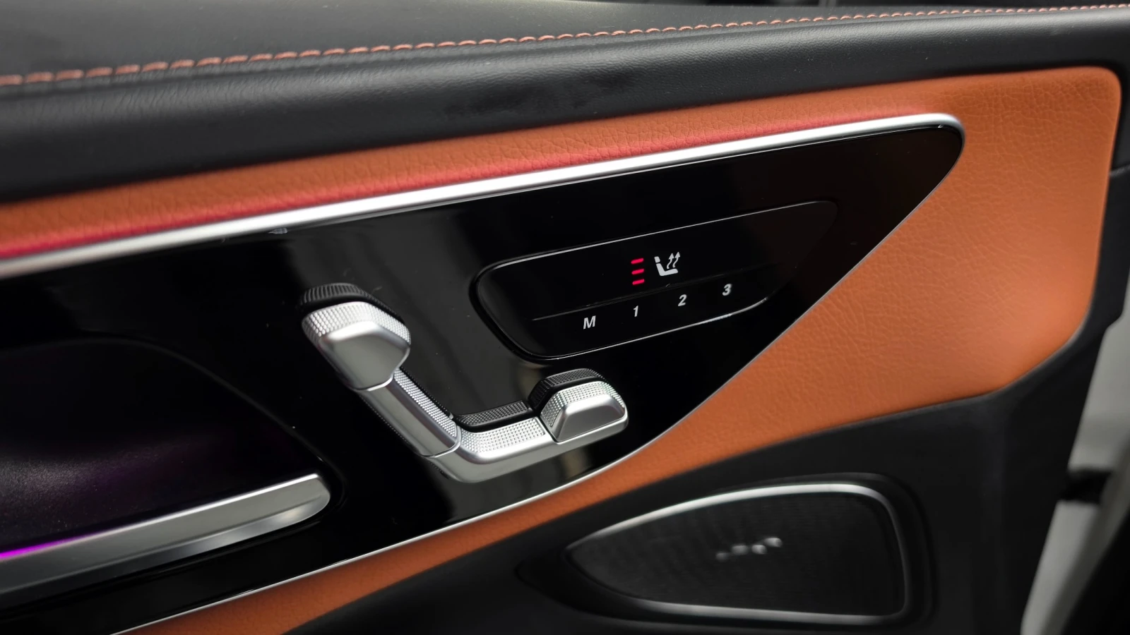 Mercedes-Benz C 300 C300 4MATIC AMG Line | HUD | Distronic | 360  | Mobile.bg � ����������� 16
