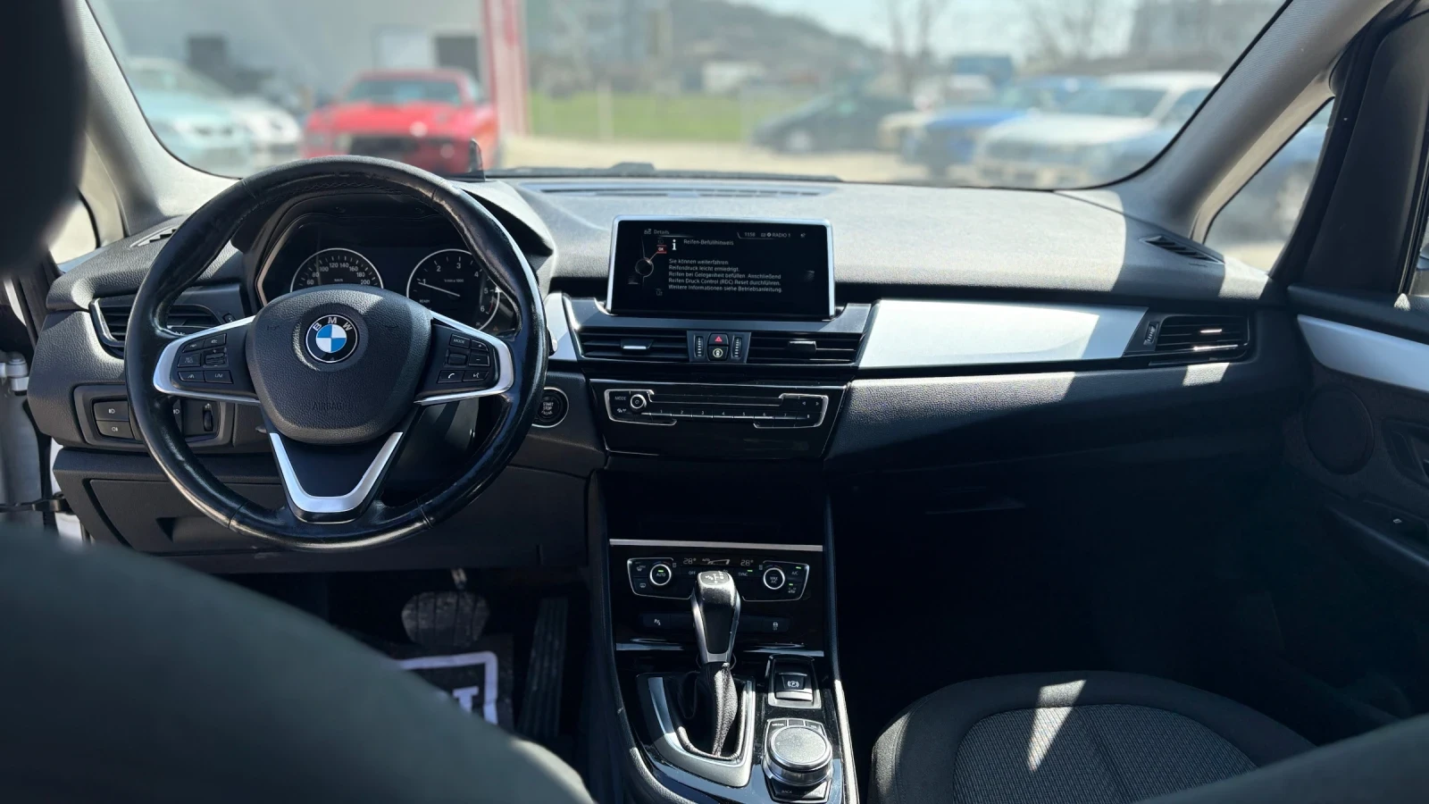 BMW 218, снимка 5 - Автомобили и джипове - 55440173