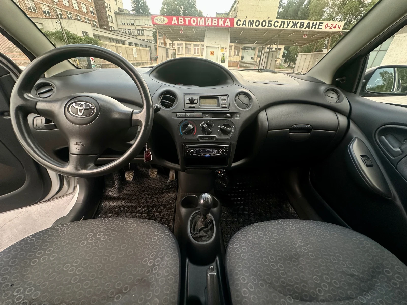 Toyota Yaris, снимка 6 - Автомобили и джипове - 55792773