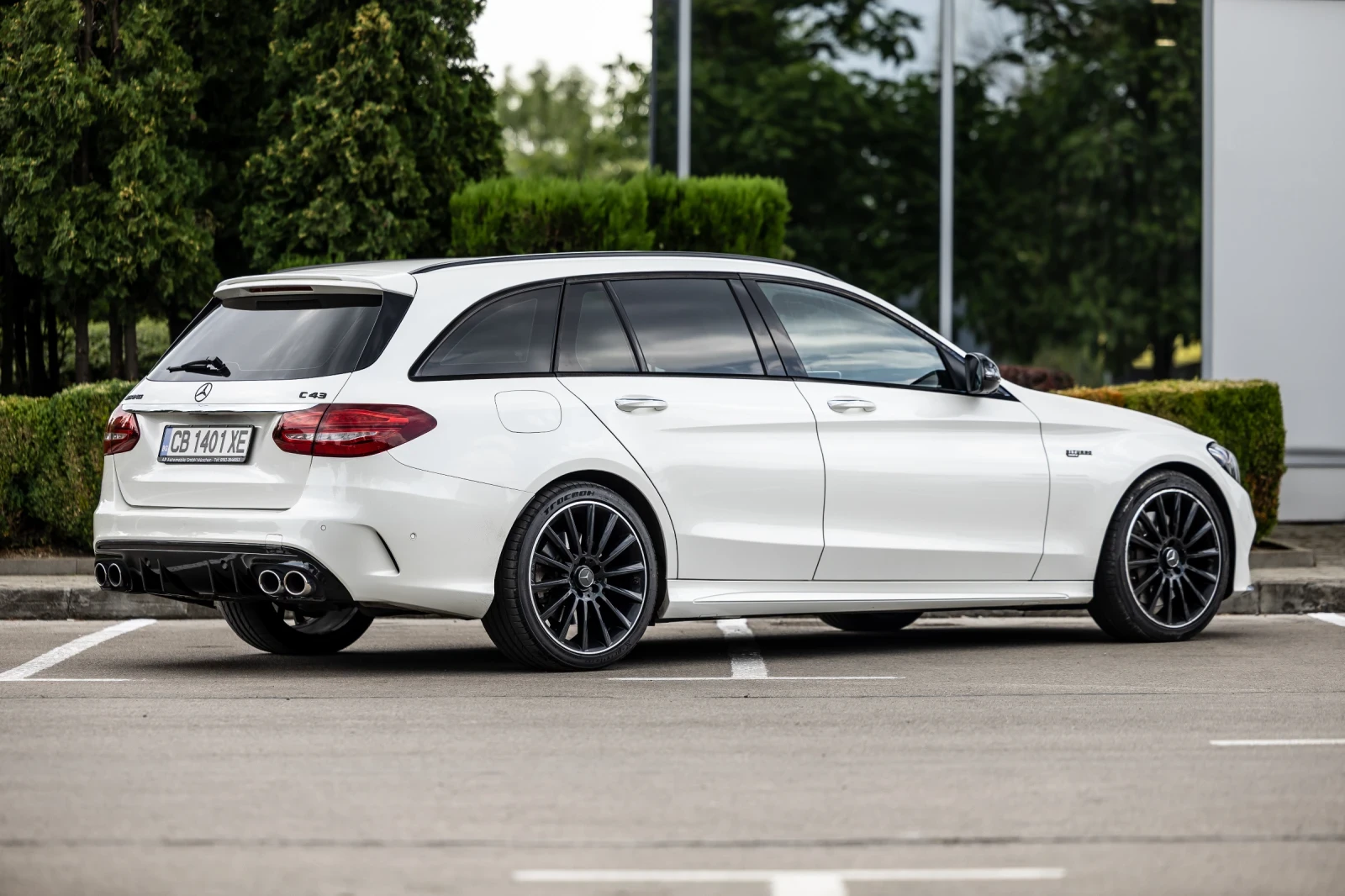Mercedes-Benz C 43 AMG, снимка 3 - Автомобили и джипове - 56287994