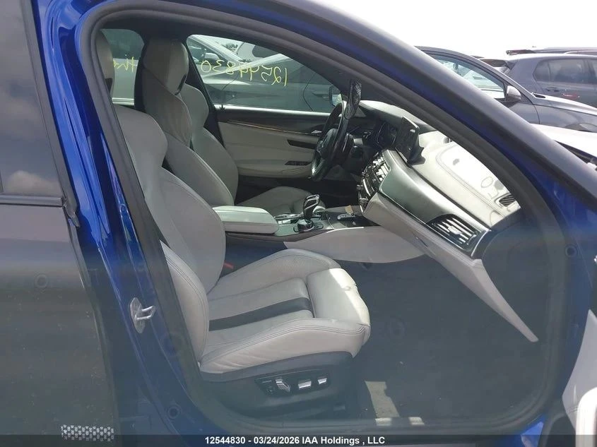 BMW M5, снимка 9 - Автомобили и джипове - 56710454