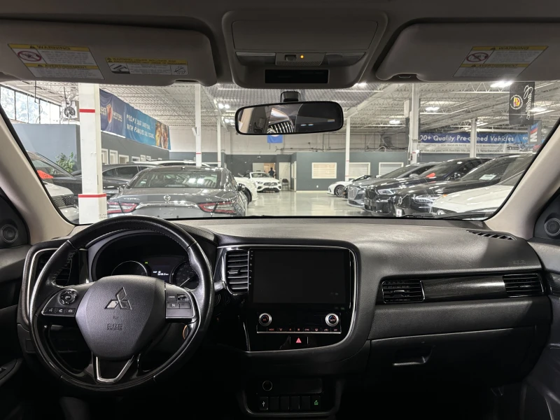 Mitsubishi Outlander 2020* 7 МЕСТА* ES-S AWC* TOUCHSCREEN* ТОП СЪСТОЯНИ, снимка 9 - Автомобили и джипове - 52334790