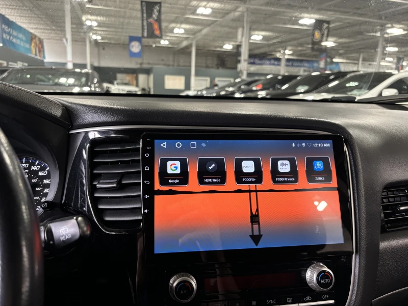 Mitsubishi Outlander 2020* 7 МЕСТА* ES-S AWC* TOUCHSCREEN* ТОП СЪСТОЯНИ, снимка 15 - Автомобили и джипове - 52334790