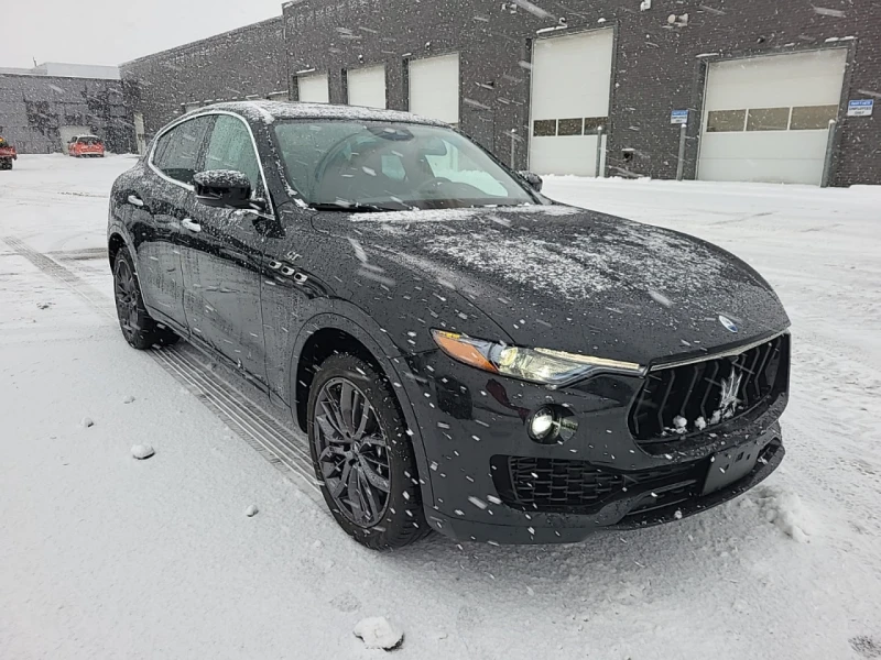 Maserati Levante CARFAX* АВТОФИНАНСИРАНЕ* БЕЗ ПЪРВОНАЧАЛНА ВНОСКА* , снимка 2 - Автомобили и джипове - 52871597