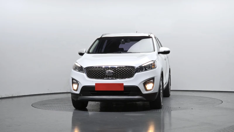 Kia Sorento 2.2CRDI/4x4/Пълна сервизна !!!, снимка 3 - Автомобили и джипове - 53355456