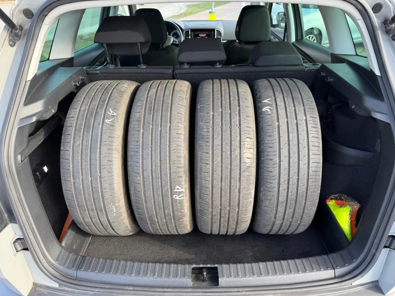 Skoda Karoq, снимка 4 - Автомобили и джипове - 53500796