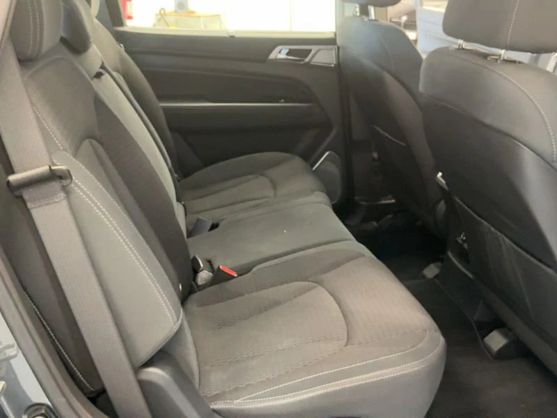 SsangYong Rexton, снимка 14 - Автомобили и джипове - 54746537