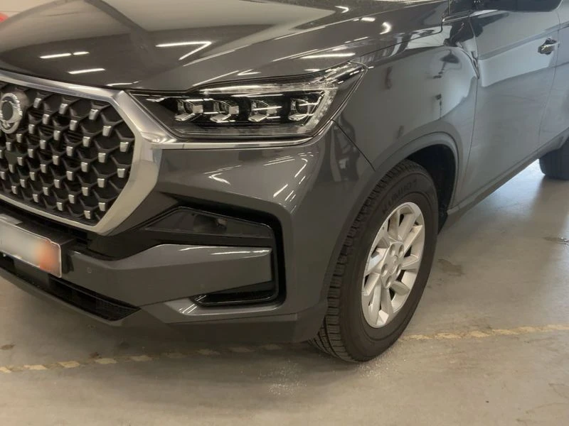 SsangYong Rexton, снимка 2 - Автомобили и джипове - 54746537