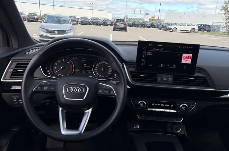 Audi Q5 * KOMFORT * CARFAX * ОПЦИЯ ЗА ФИНАНСИРАНЕ, снимка 10 - Автомобили и джипове - 56208921