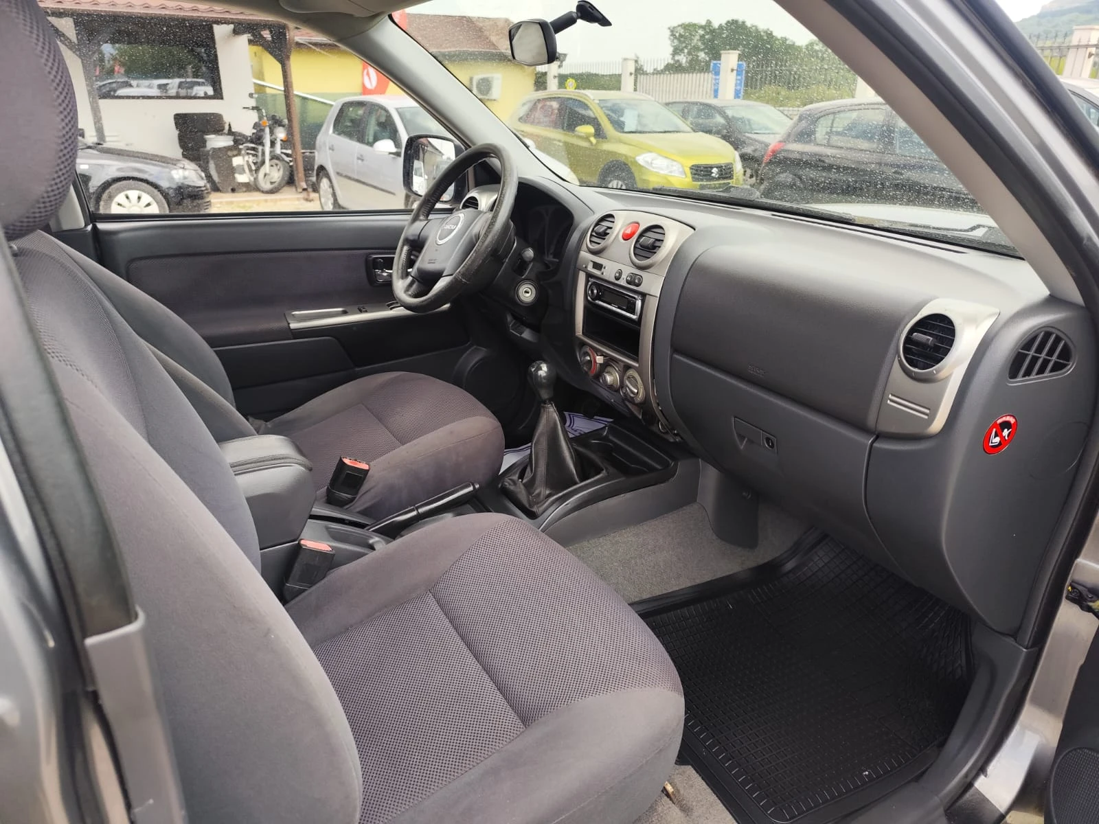 Isuzu D-max 2.5 дизел - изображение 10