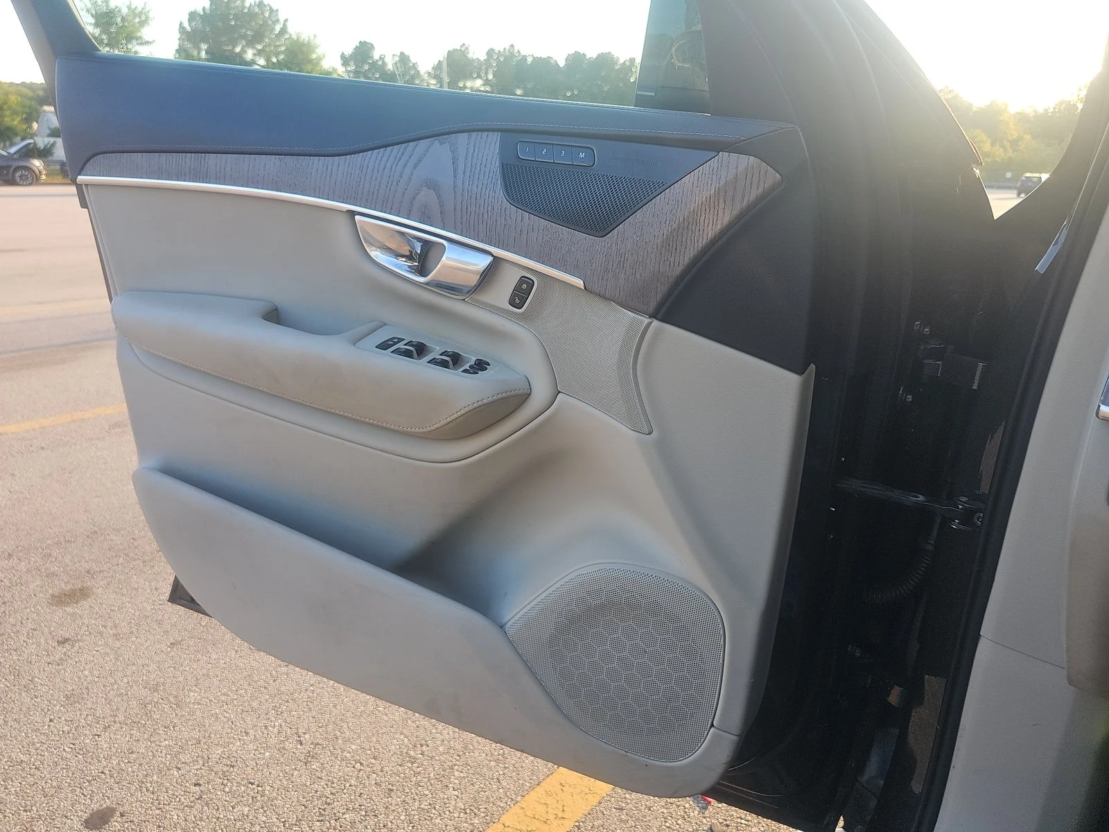 Volvo Xc90 INSCRIPTION Обдух* Harman/Kardon* 360* HUD* Пано*  - изображение 7