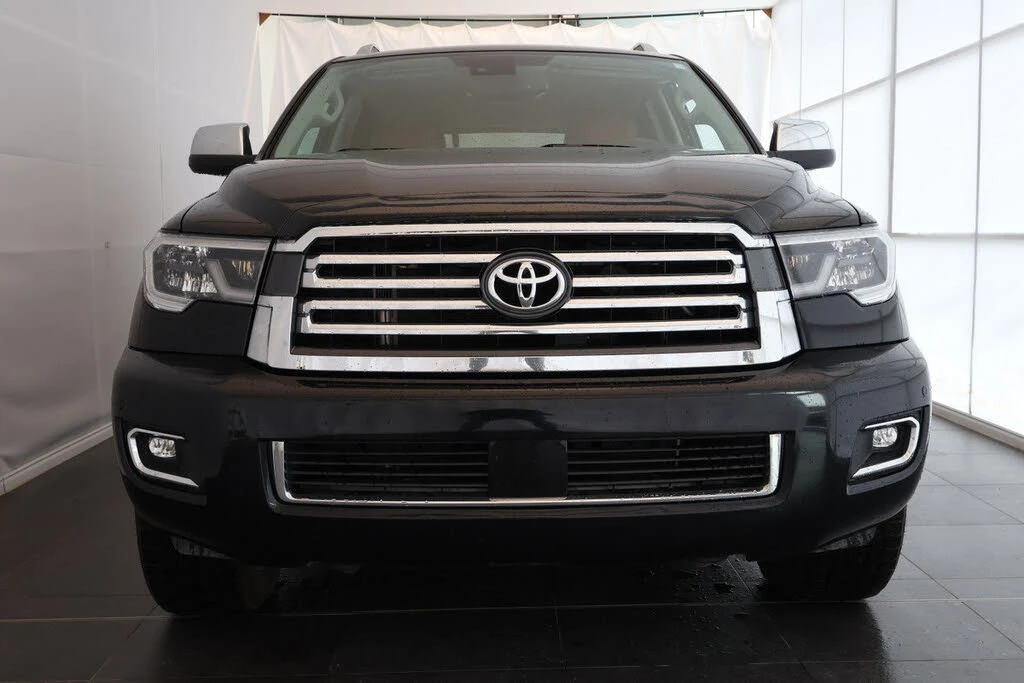 Toyota Sequoia Platinum* Дистроник* 7-местен* Обдухване* Шибидах - изображение 2