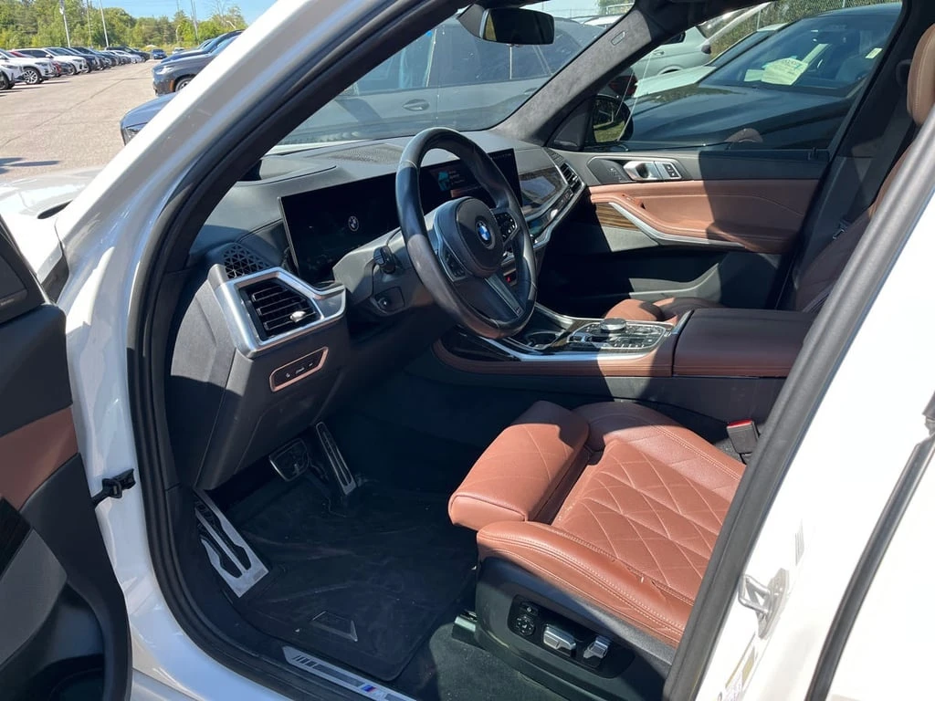 BMW X7 * xDrive40i * CARFAX *    | Mobile.bg   5