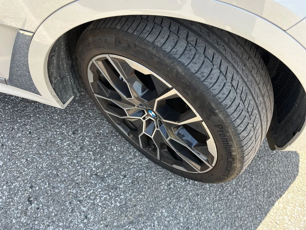 BMW X7 * xDrive40i * CARFAX *    | Mobile.bg   7