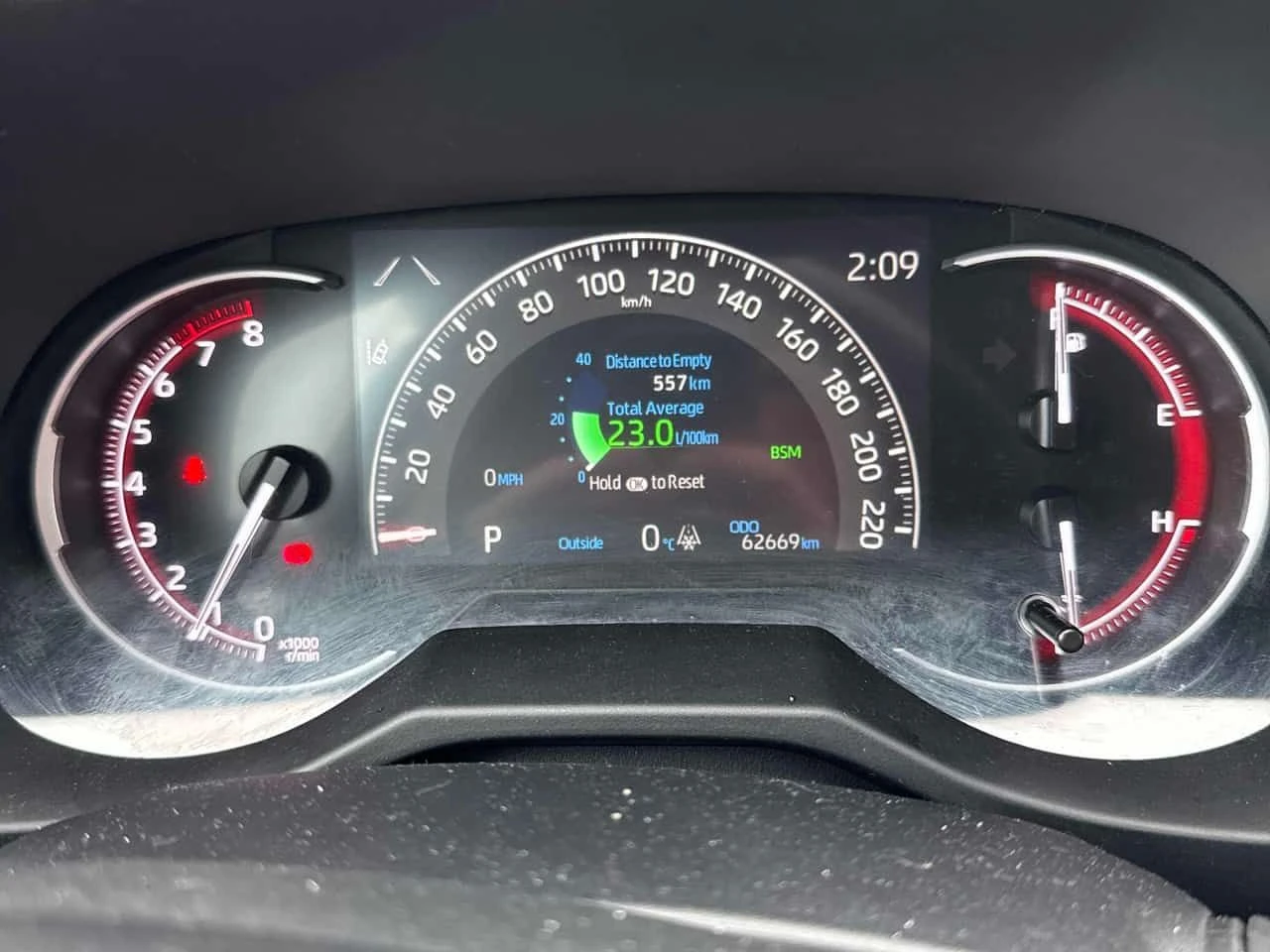 Toyota Rav4  XLE AWD / CARFAX /CAMERA / ПОДГРЕВИ - изображение 8