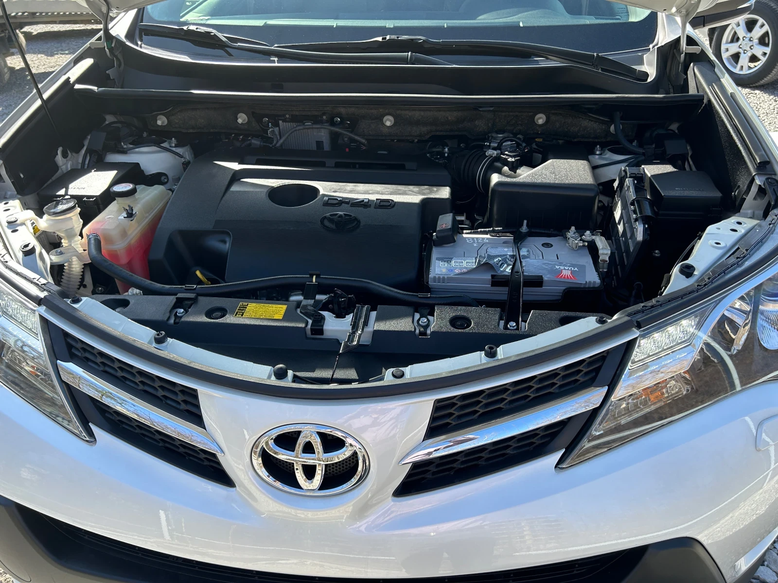 Toyota Rav4 2.0 D-4D, 4�4, WHITE EDITION, 133 970 �� !!! | Mobile.bg � ����������� 14