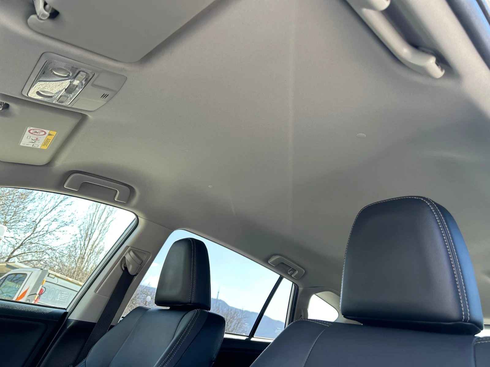 Toyota Rav4 2.0 D-4D, 4�4, WHITE EDITION, 133 970 �� !!! | Mobile.bg � ����������� 12