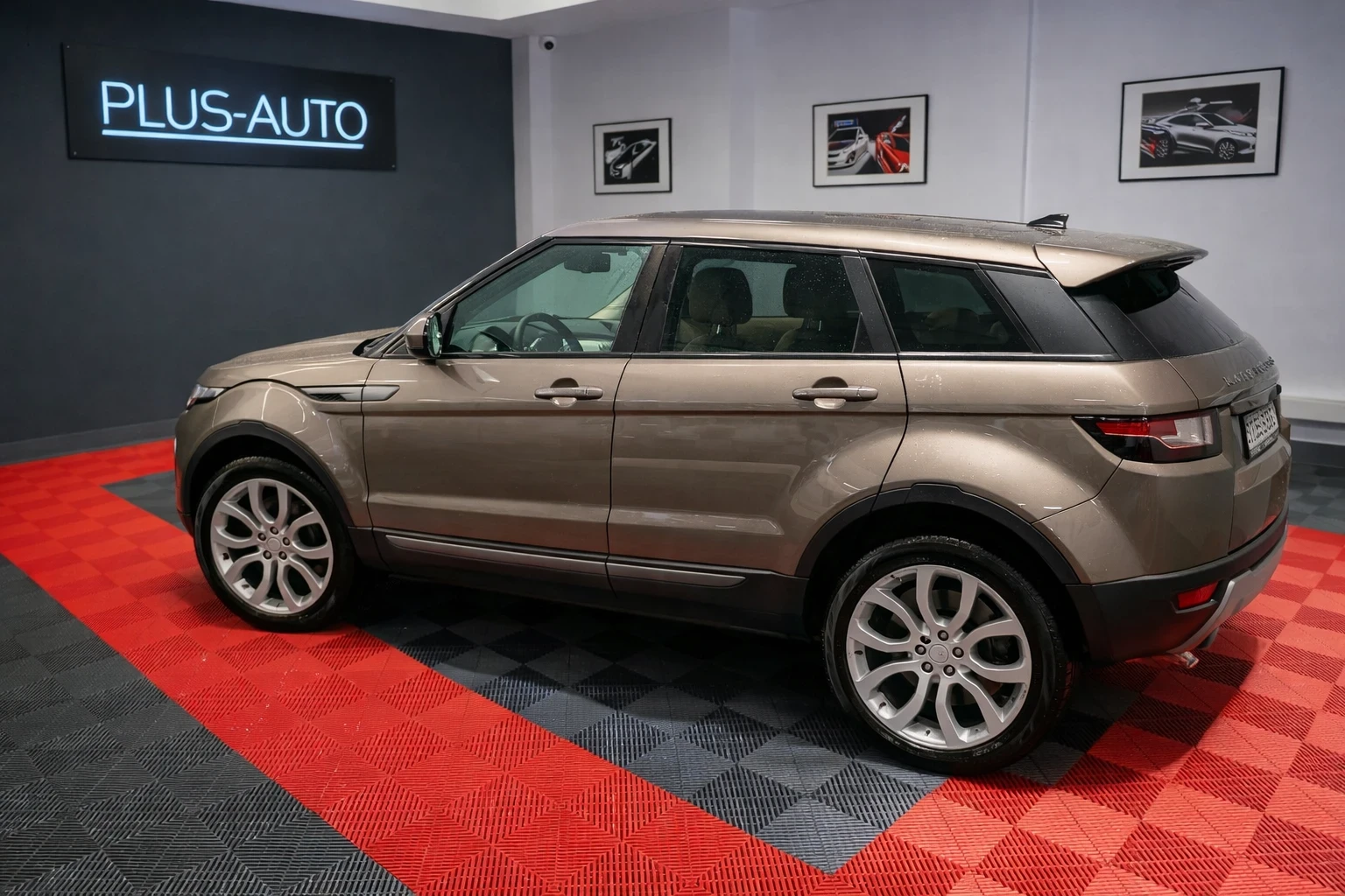 Land Rover Range Rover Evoque FACELIFT* LED* КОЖА* Tелевизори - изображение 2