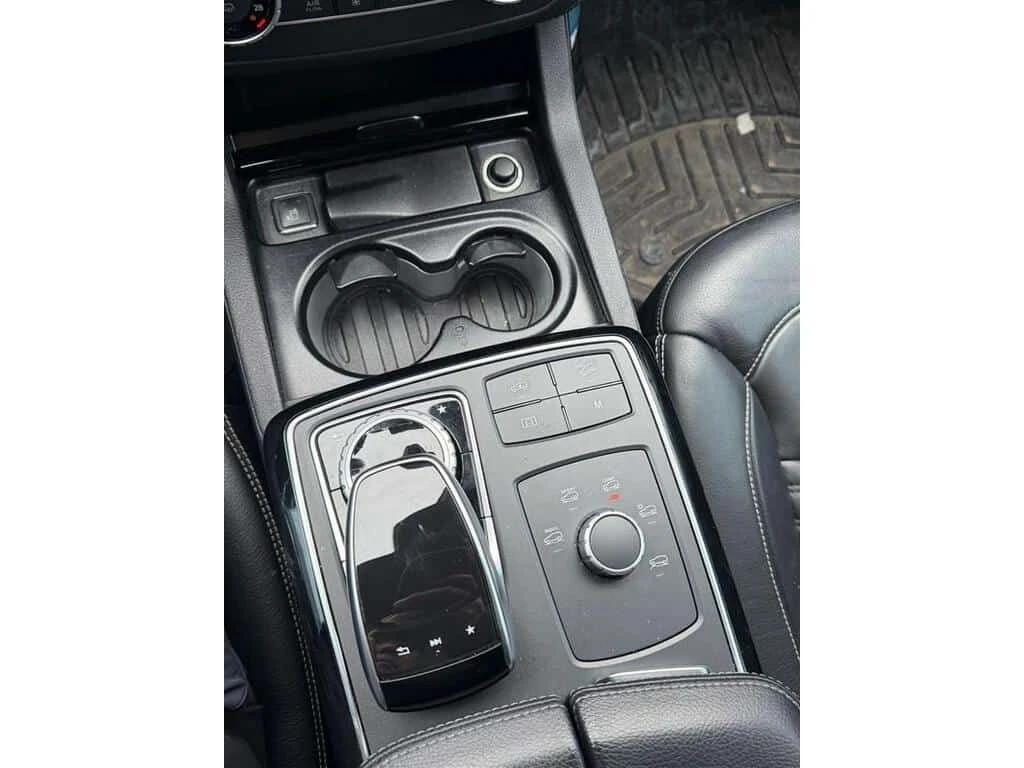 Mercedes-Benz GLE * CARFAX * ЦЕНА ДО БГ, снимка 12 - Автомобили и джипове - 53861122