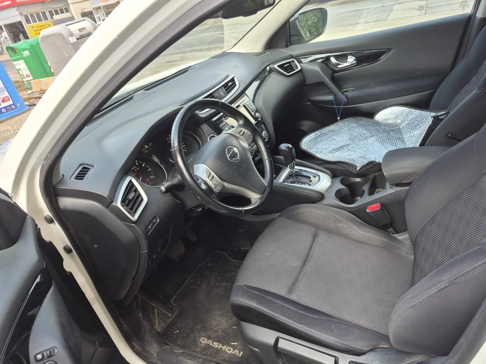 Nissan Qashqai, снимка 7 - Автомобили и джипове - 55824107