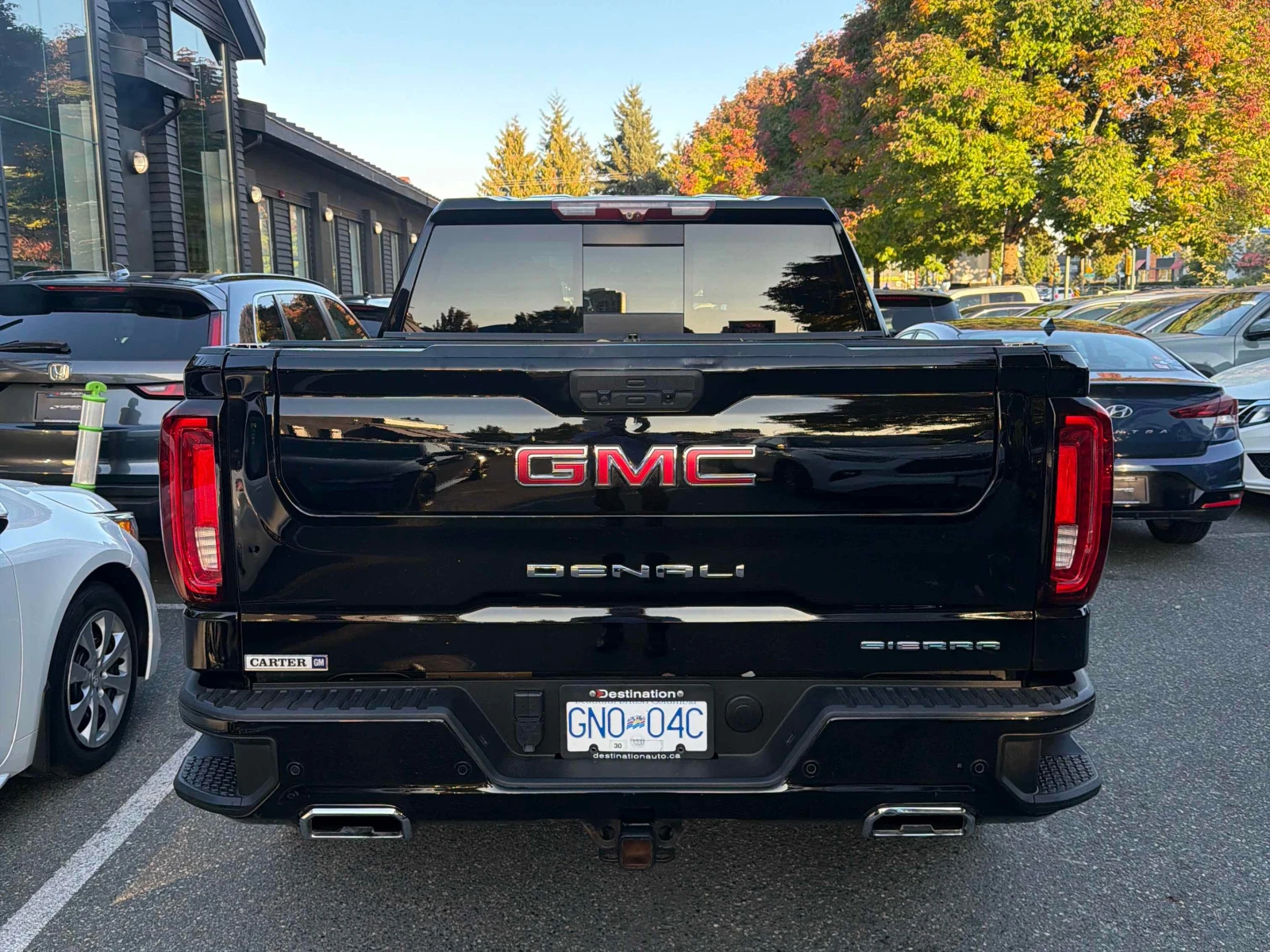 Gmc Sierra Denali* CARFAX* ОБДУХВАНЕ* КАМЕРА* АВТОКРЕДИТ* , снимка 4 - Автомобили и джипове - 56126229