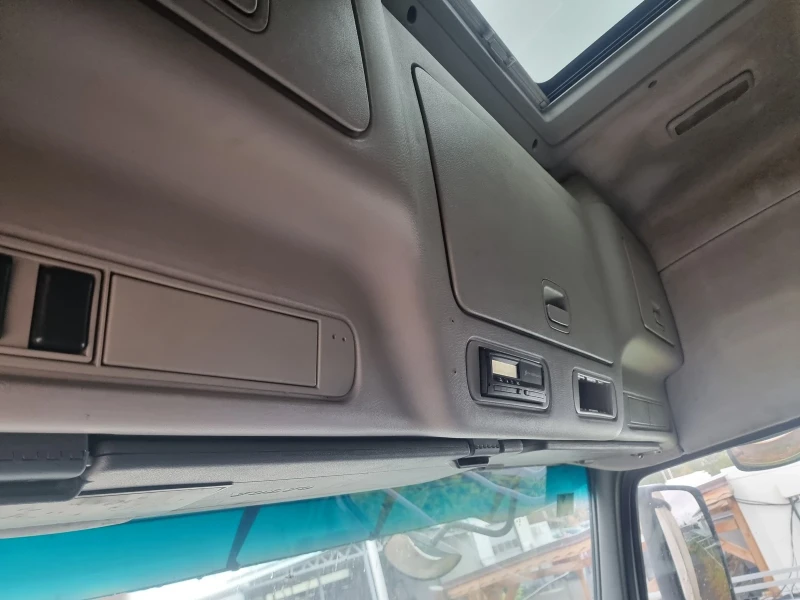 Volvo Fh 400 4x2R, снимка 11 - Камиони - 52744346