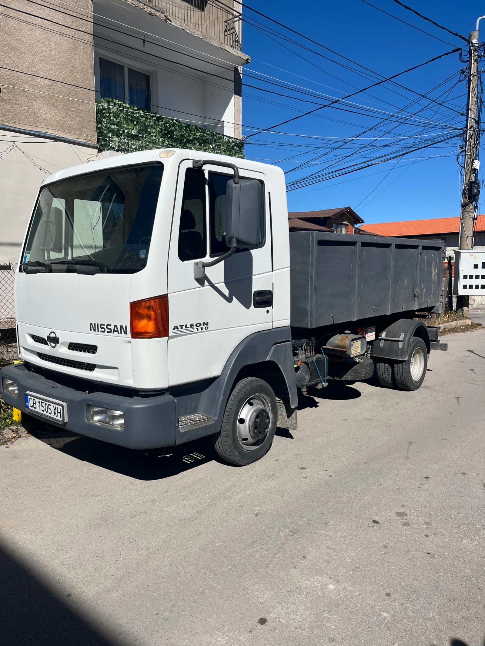 Nissan Atleon Мултилифт, Самосвал