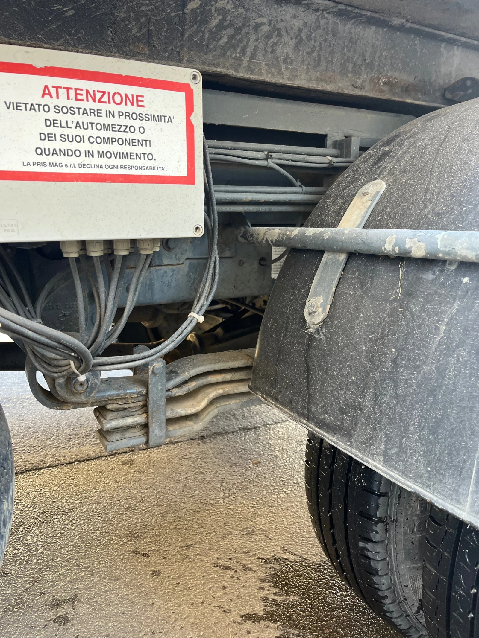 Nissan Atleon Мултилифт, Самосвал, снимка 6 - Камиони - 56360704