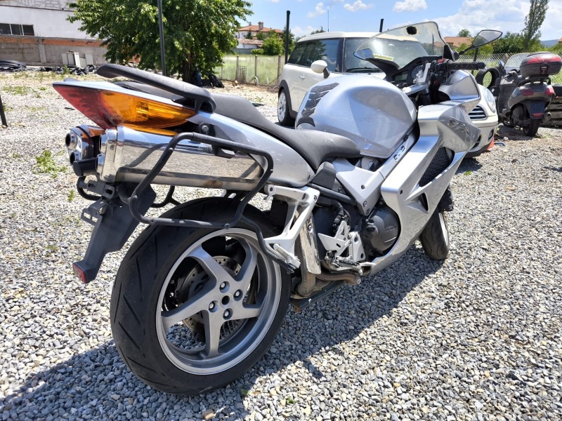 Honda Vfr 800, снимка 7 - Мотоциклети и мототехника - 46225543