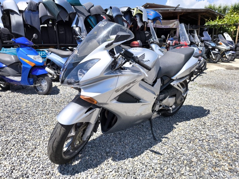 Honda Vfr 800, снимка 2 - Мотоциклети и мототехника - 46225543