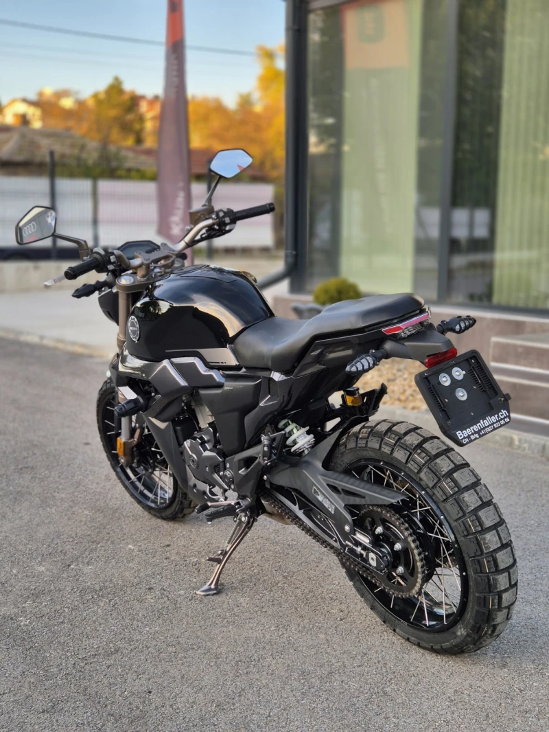 Zontes Zontes ZT 125 G1 ABS 7600км!!! ШВЕЙЦАРИЯ, КАТО НОВ!! А1, снимка 5 - Мотоциклети и мототехника - 52226837