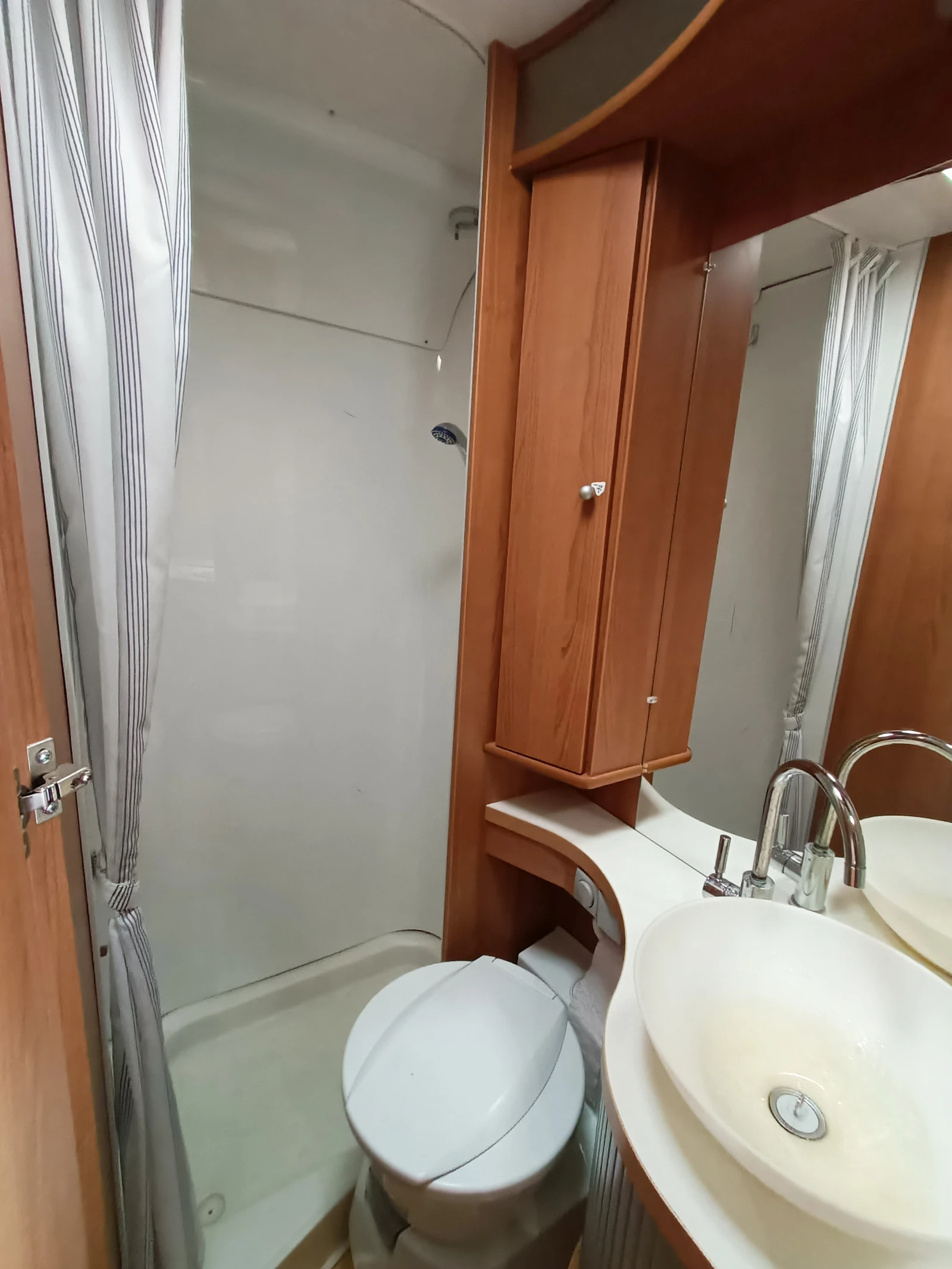 ������ Ford BREEZER A554 | Mobile.bg � ����������� 14