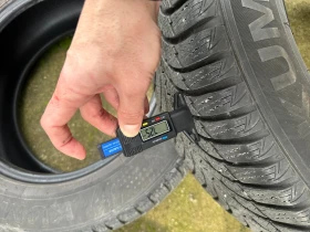 Гуми Зимни 225/60R17, снимка 7 - Гуми и джанти - 53298650