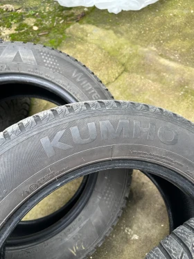 Гуми Зимни 225/60R17, снимка 2 - Гуми и джанти - 53298650