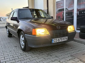 Opel Kadett Седан