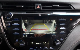 Toyota Camry XV70 2.5 , снимка 13