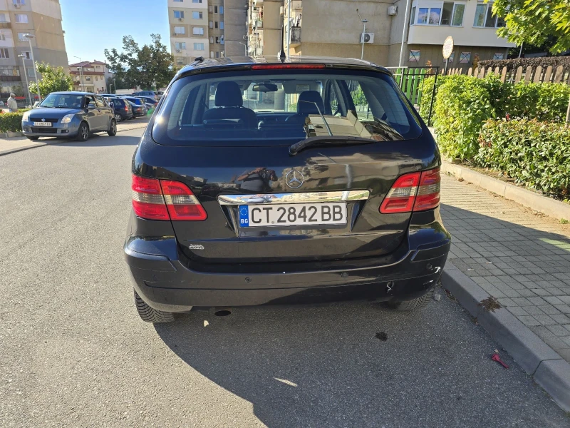 Mercedes-Benz B 180, снимка 5 - Автомобили и джипове - 47497508