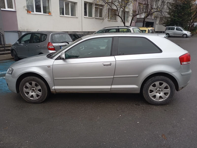 Audi A3 1.6, снимка 4 - Автомобили и джипове - 48269880