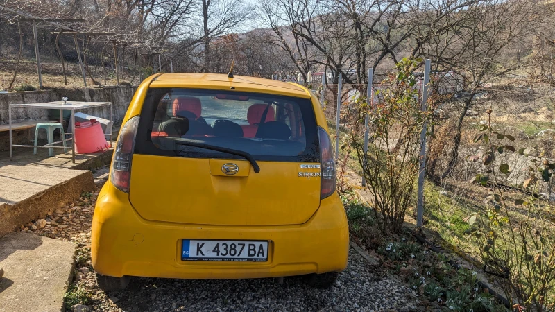 Daihatsu Sirion, снимка 6 - Автомобили и джипове - 48602829