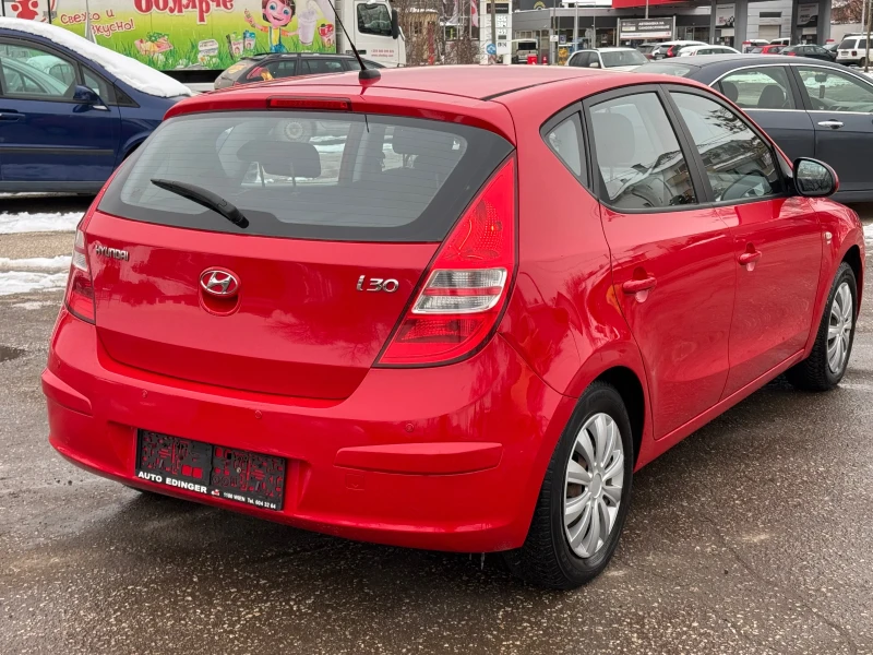 Hyundai I30 1.6i, снимка 4 - Автомобили и джипове - 48675973