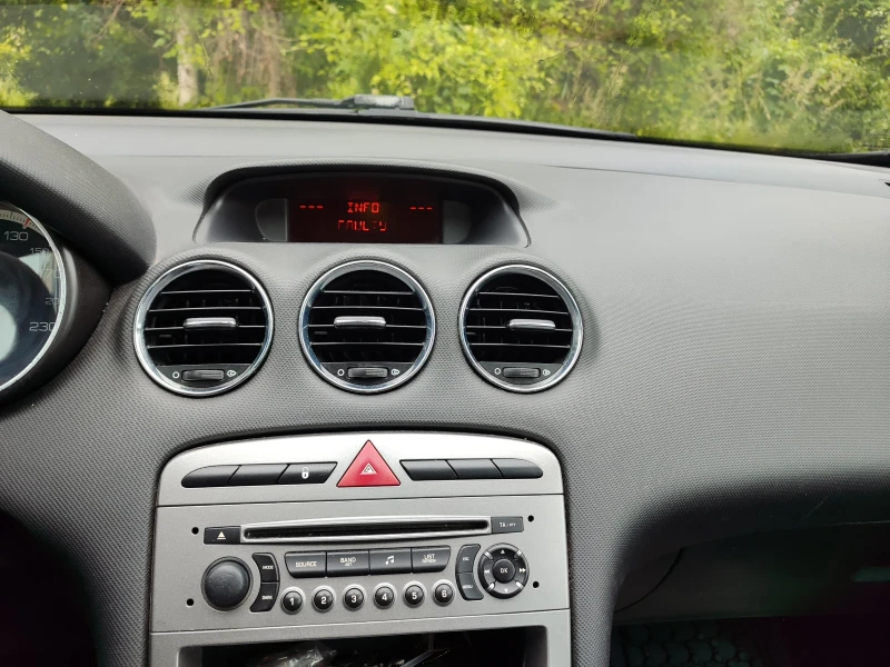 Peugeot 308 2009, снимка 11 - Автомобили и джипове - 51927548