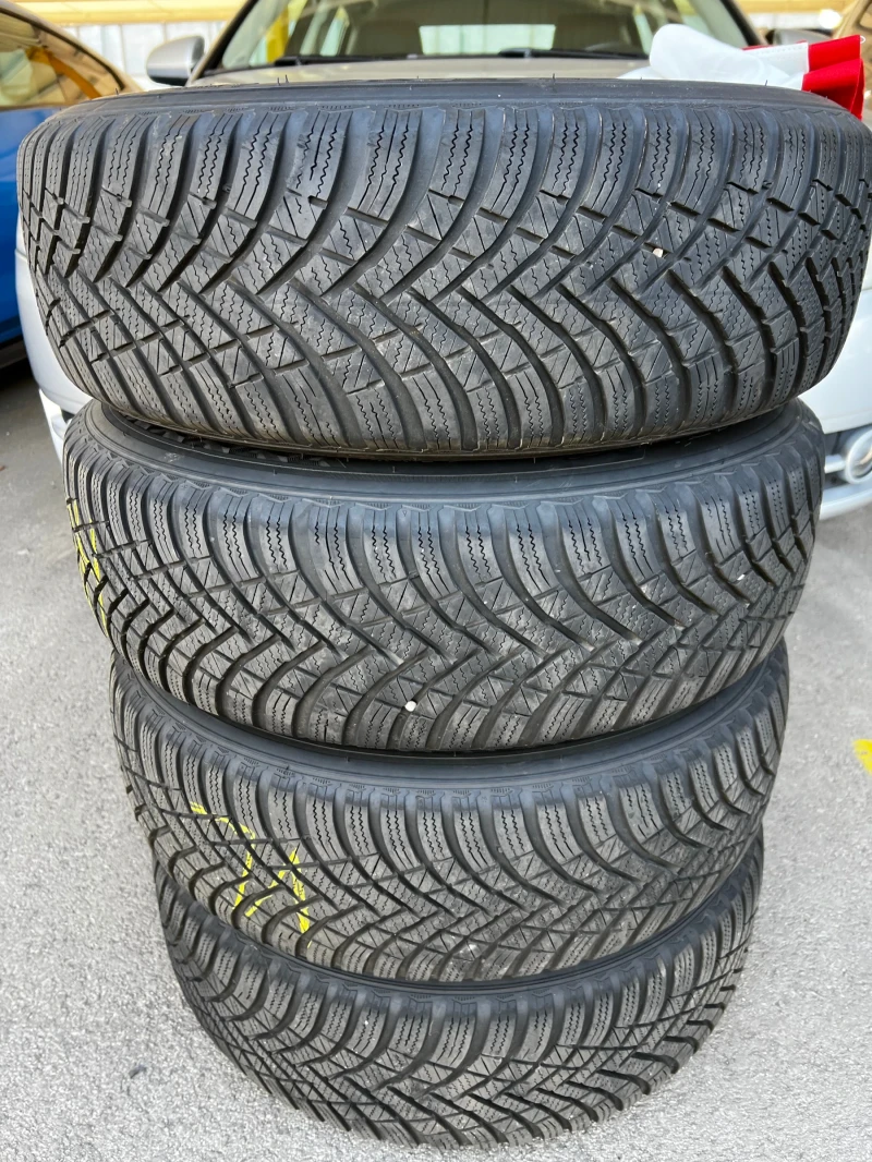 Ford Focus 2011 1.6 бензин 101к.с., снимка 12 - Автомобили и джипове - 52579618