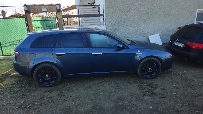 Alfa Romeo 159 sportwagon 1.9 jtdm, снимка 4 - Автомобили и джипове - 52848355