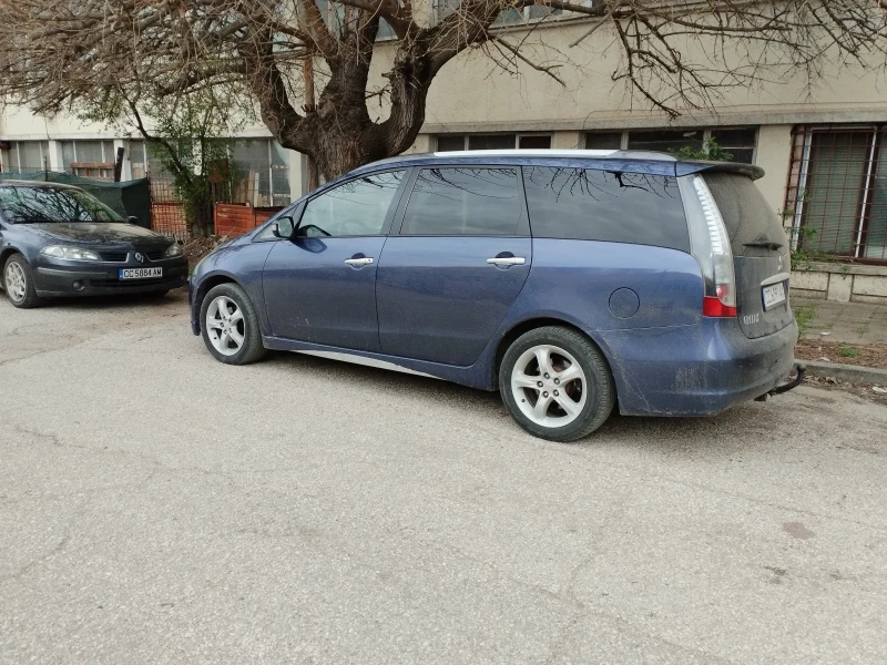 Mitsubishi Grandis 2.4, снимка 15 - Автомобили и джипове - 53302622