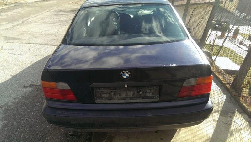 BMW 316, снимка 2 - Автомобили и джипове - 47105377