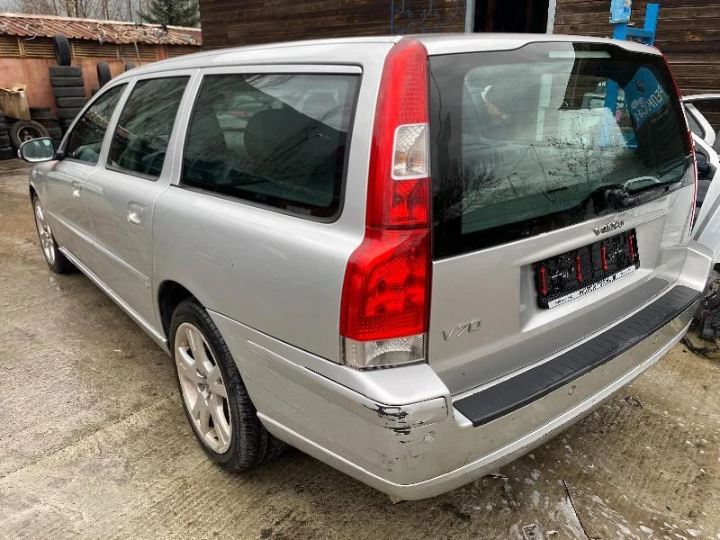 Volvo V70 2.4-D5 на части !!!, снимка 3 - Автомобили и джипове - 44157095