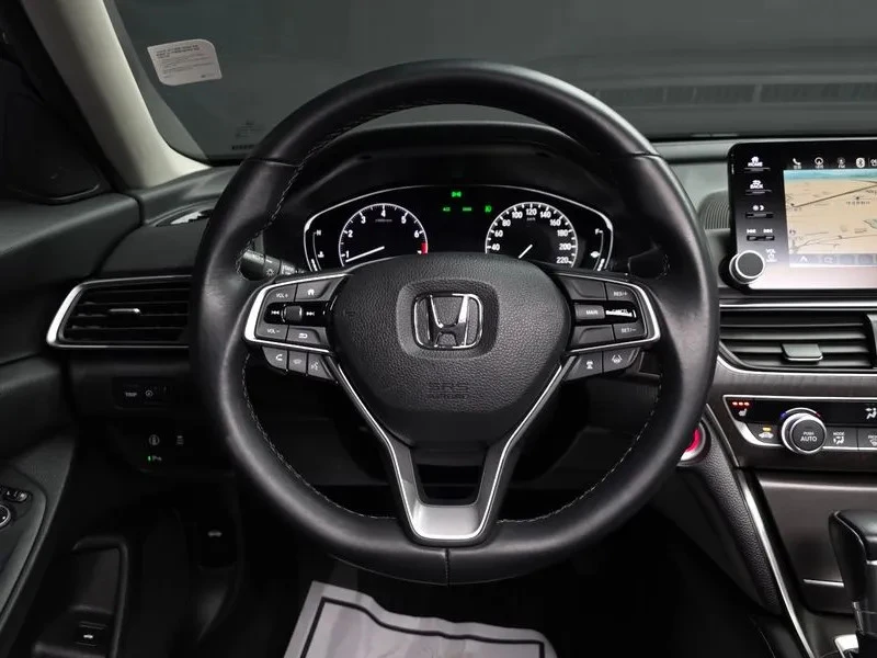 Honda Accord 1.5 10GEN TOP KM!, снимка 12 - Автомобили и джипове - 55441164