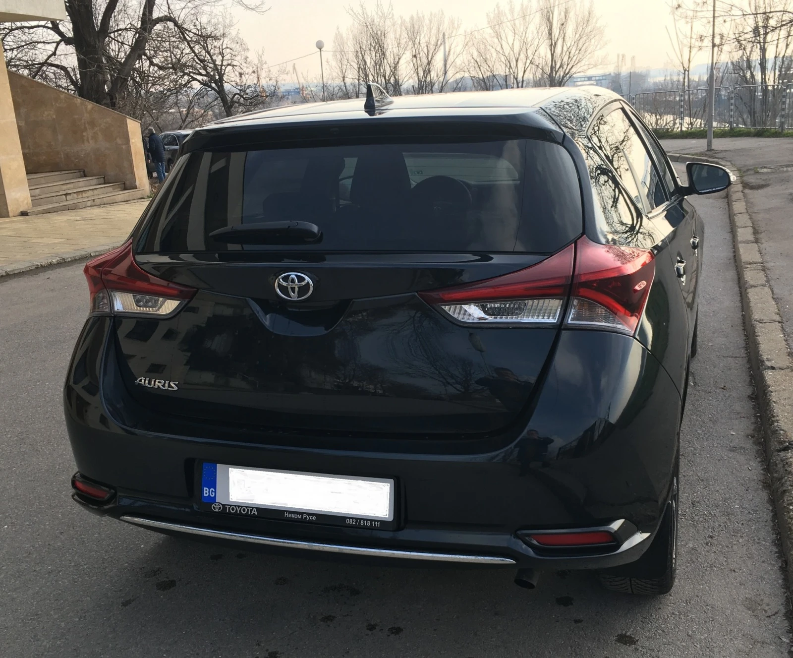 Toyota Auris 1.6 - изображение 4