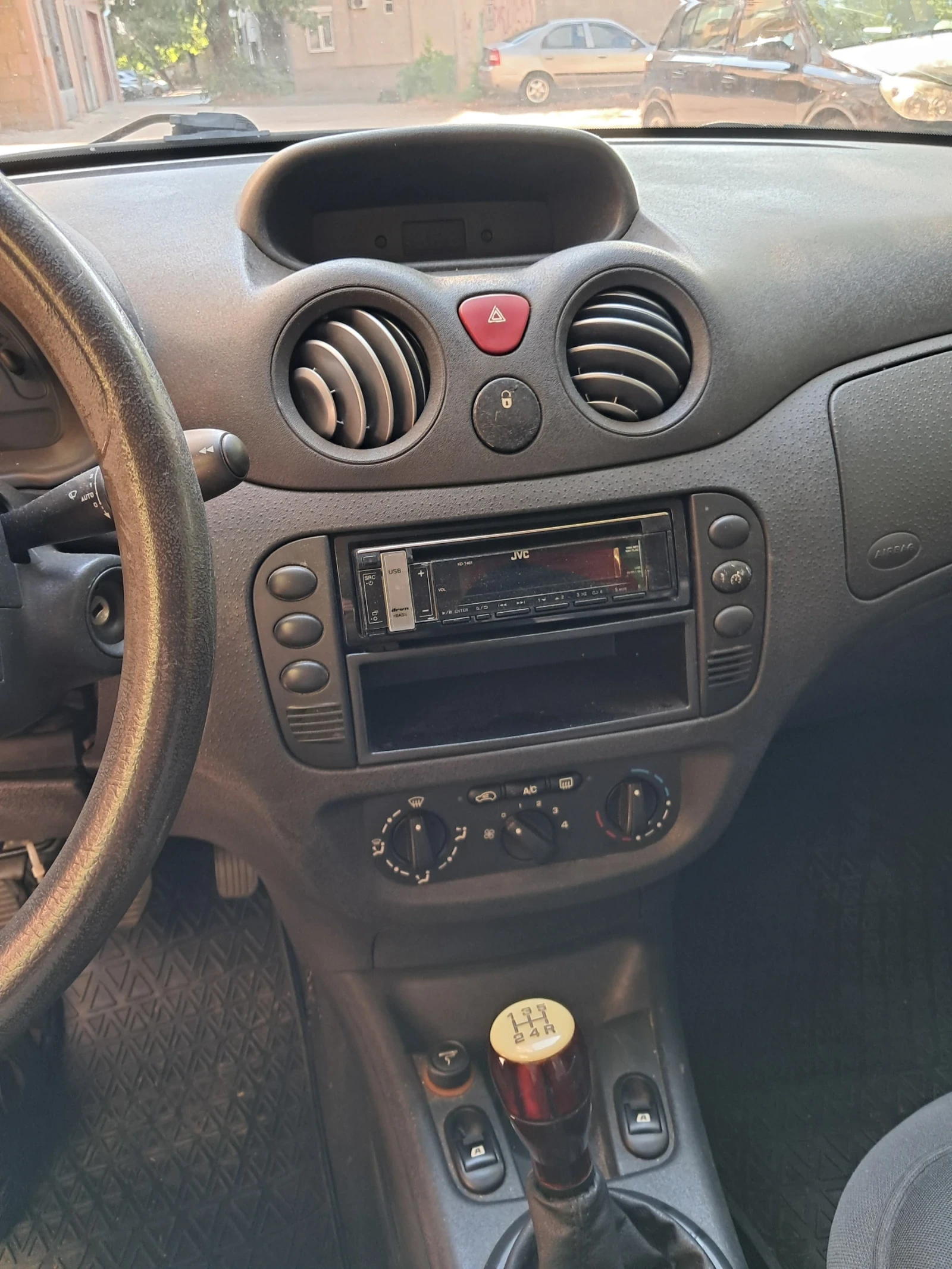 Citroen C2  - изображение 7